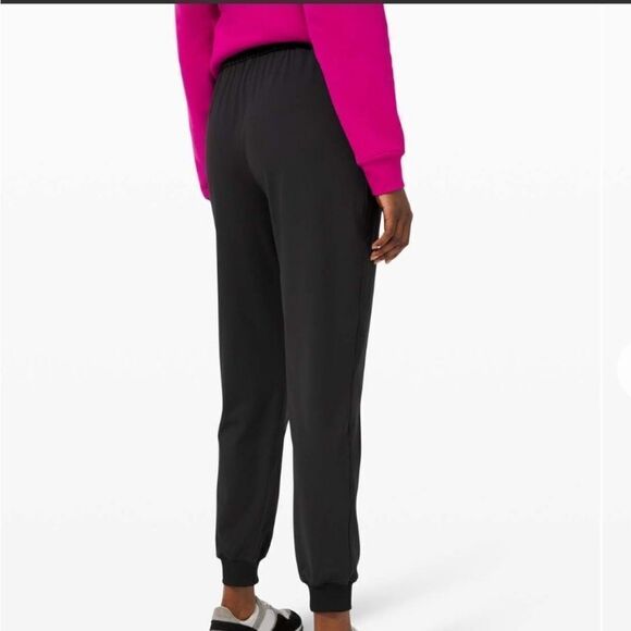 Lululemon Keep Moving Jogger Size 4 - Picture 2 of 7